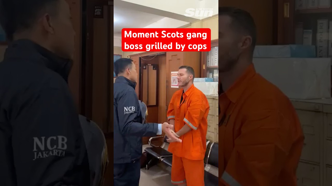 Moment Scots gang boss Steven Lyons is grilled by cops in Bali after arrest