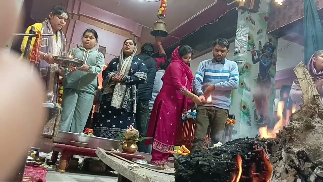 महाशिवरात्रि पर्व रुद्राभिषेक एवं चतुर्थ प्रहार पूजा श्री मनकामेश्वर महादेव मंदिर छुटमलपुर 