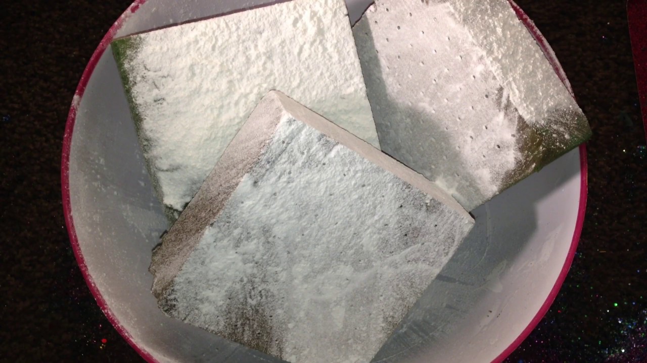 Baked Floral Foam With Powder