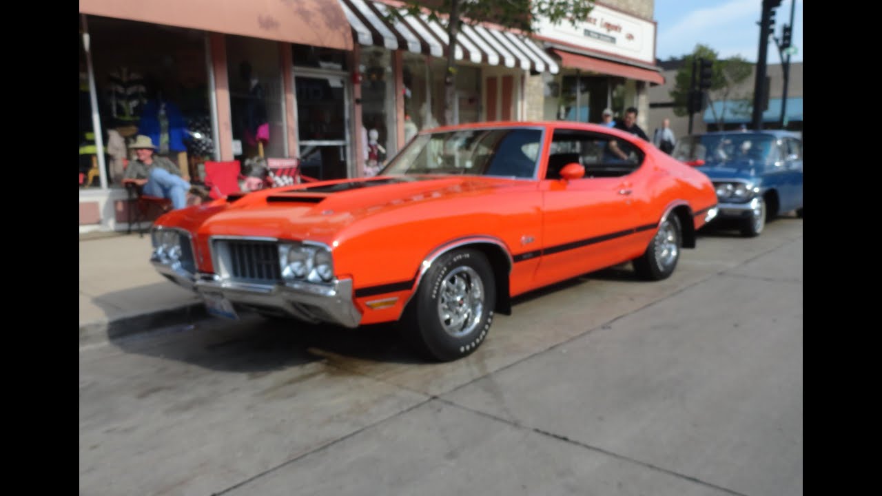 1970 Oldsmobile Olds Cutlass W-31 Holiday Coupe - My Car Story with Lou Costabile
