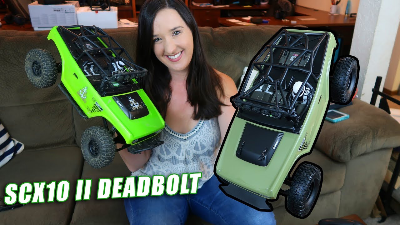 AXIAL SCX10 II Deadbolt Unboxing, First Impressions & Comparison w/ SCX10 Original - TheRcSaylors