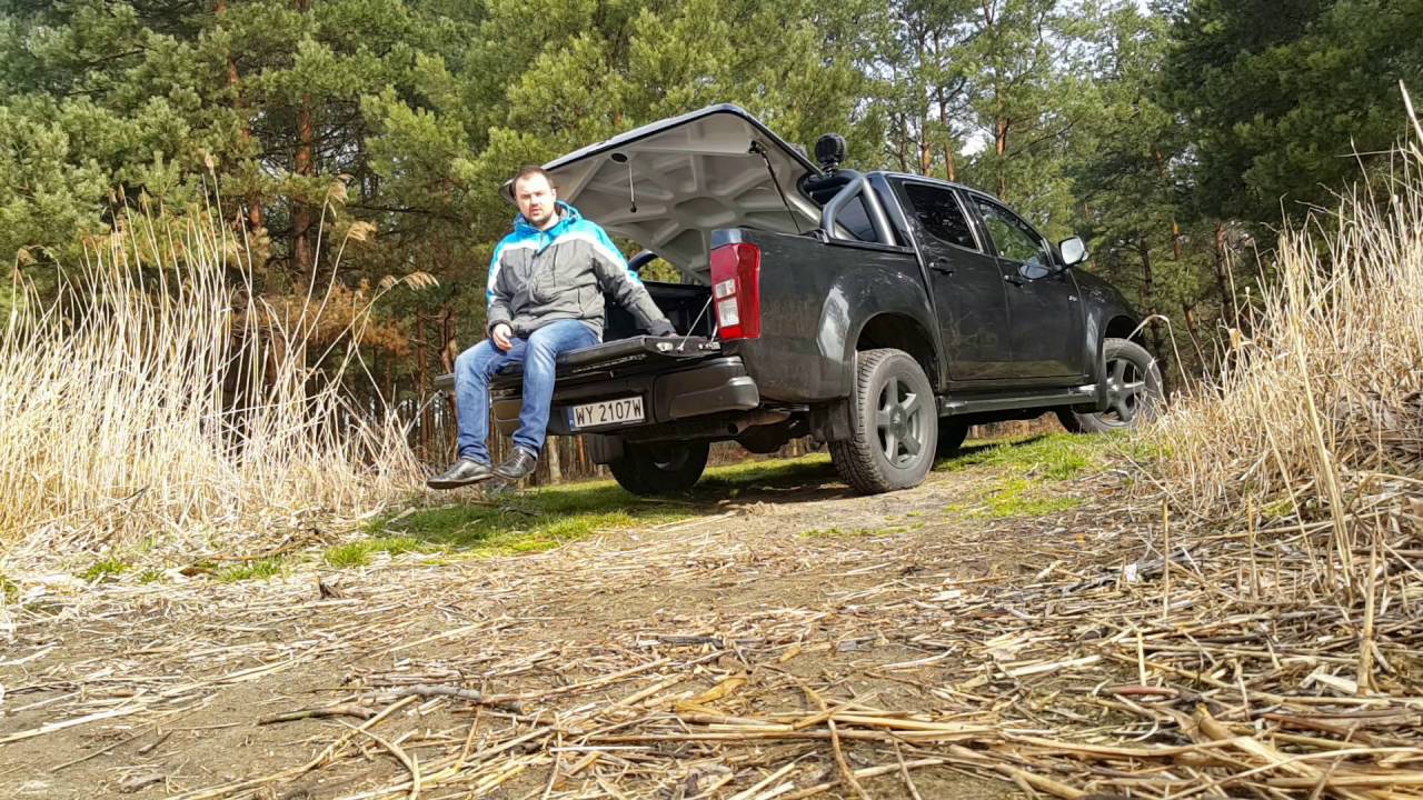 Test Isuzu D-MAX 2.5 4x4 LSX Black pl
