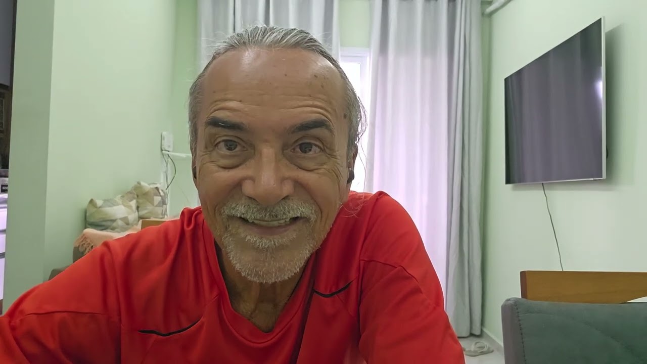 Visto de perto nada e nem ninguém é normal.