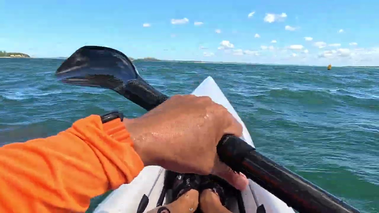 Fennix XTS surfski - upwind & downwind by the beach