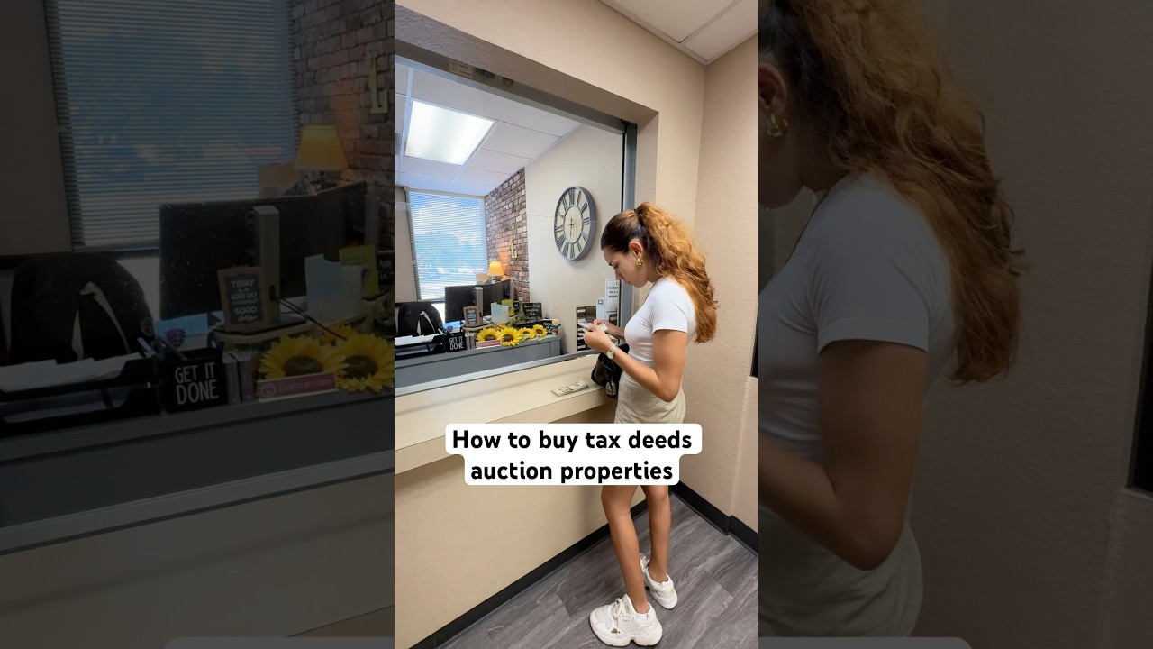 Bidding at a tax deeds auction in Fl🏠