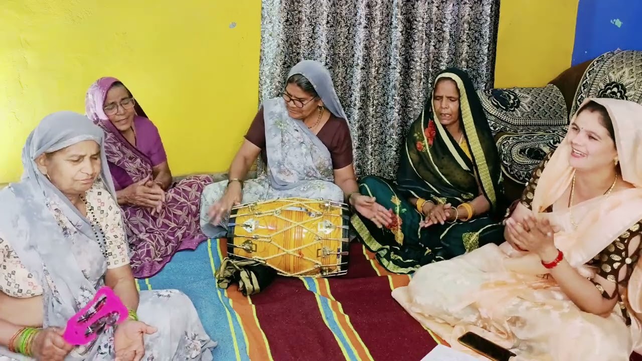 ✨🌿 कलयुग की चल रही ब्यार | रोग सब बढ़ गए रे सांवरिया 🌿✨राजवती सत्संग भजन👍 Like • 💬 Comment • 🔁 Share