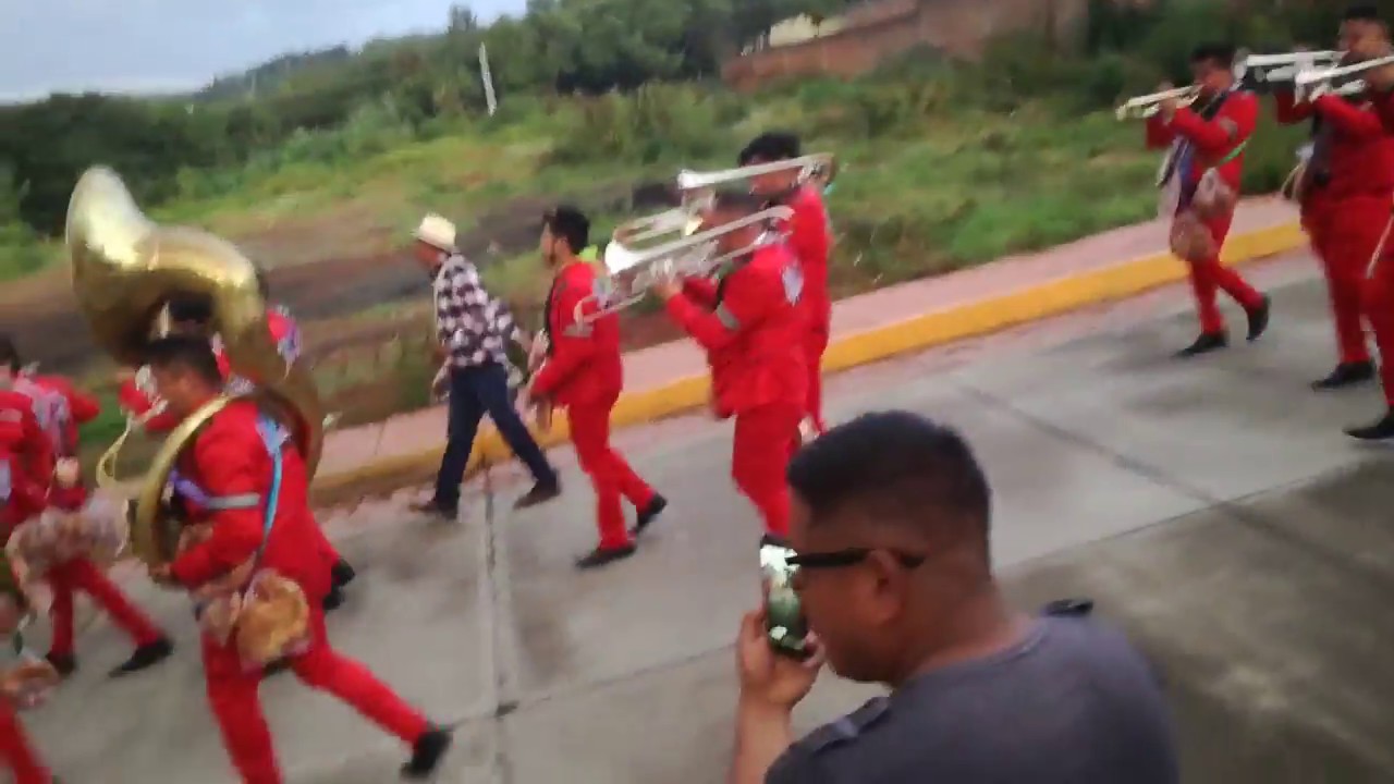 Popurri de toritos, banda Monarca en CARAPAN