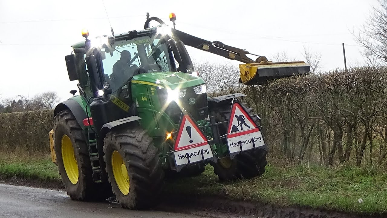 Hedge Cutting with John Deere 6250R & McConnel