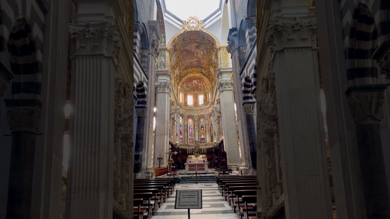 📍Cattedrale di San Lorenzo Genova Italy (inside)  #travel #italy #genova #europe #chiesacattolica