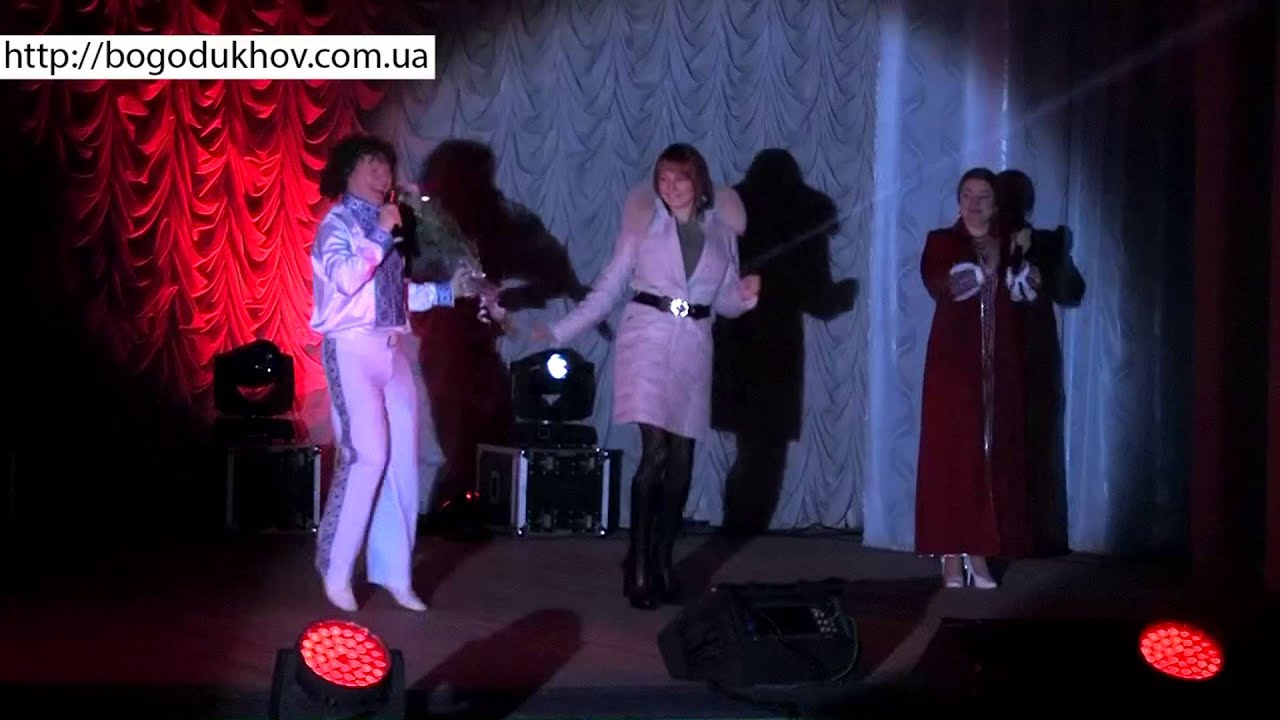 Александра Кварты и Наталия Май со своими дочерями Олесей и Станиславой