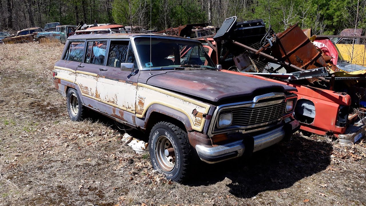 Grander Wagoneer