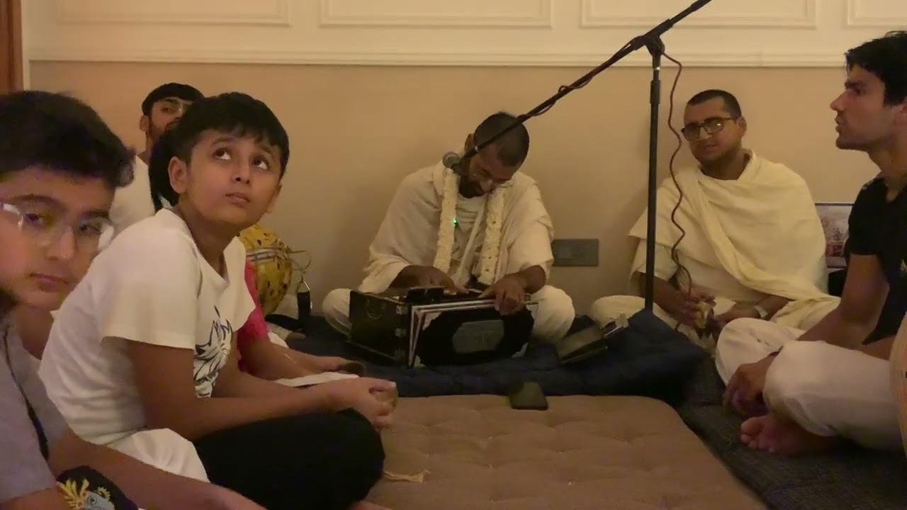 Kirtan by Pavan Nitai prabhu