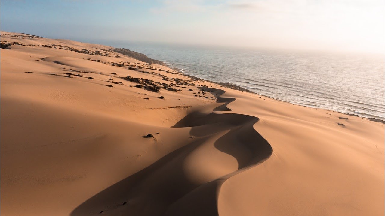 D&eacute;couvrez les Dunes de sable du monde en 4K pendant 1 heure - Musique relaxante pour dormir