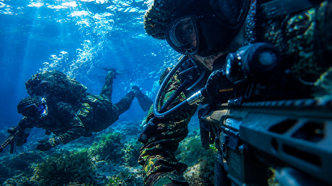 Airsoft Combat Divers Leave Enemies Speechless