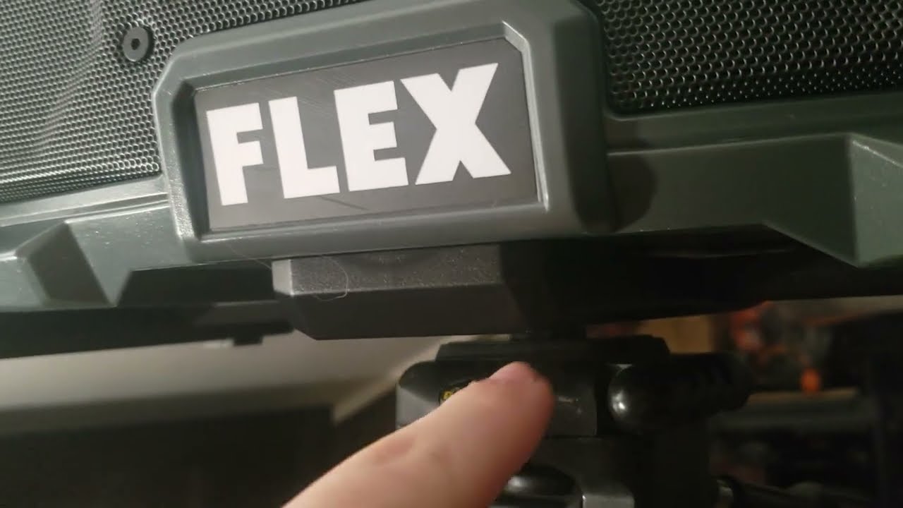 Радиоприемник Flex 24V для строительной площадки — неужели он действительно так плох?