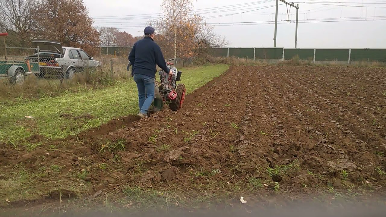 Agria 2800 Ploegen