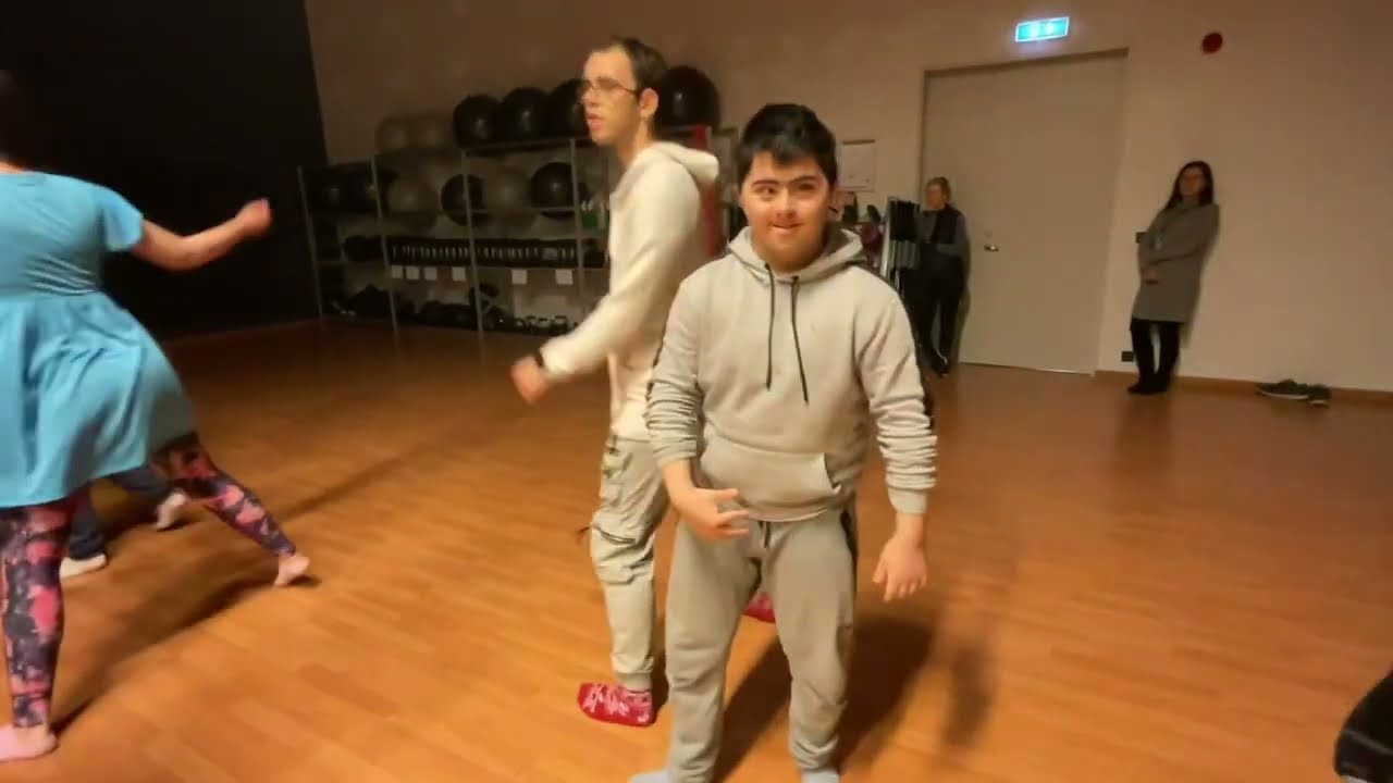 WOW