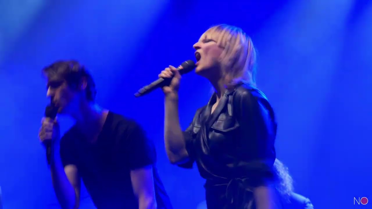 Hooverphonic - Badaboum [17.03.2022, live in Warsaw]