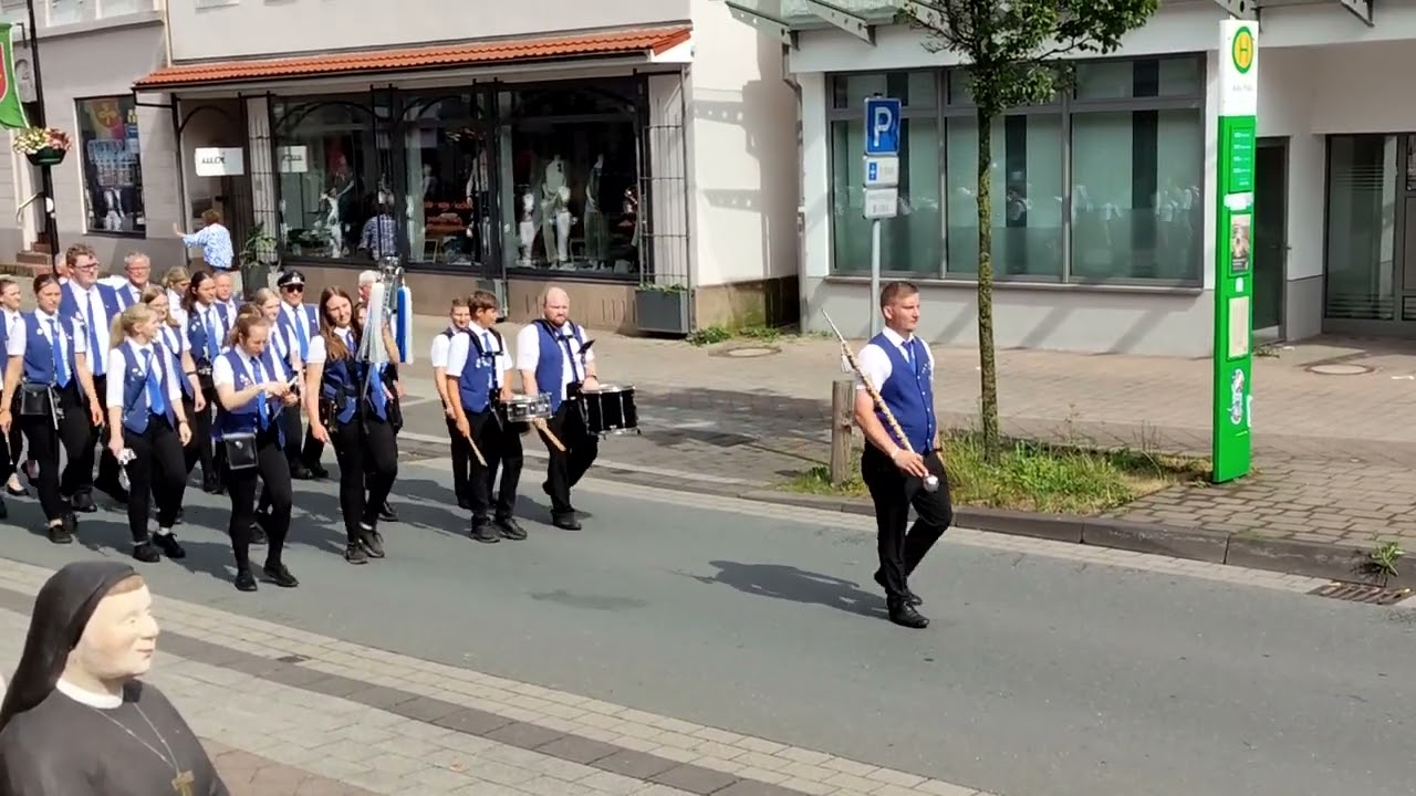 Umzug beim Schützenfest 2024 in Salzkotten