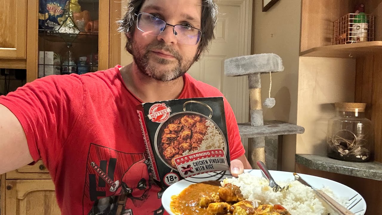 Pepper X Vindaloo #Pepperxchallenge - Iceland Scarily Spicy Range - Halloween