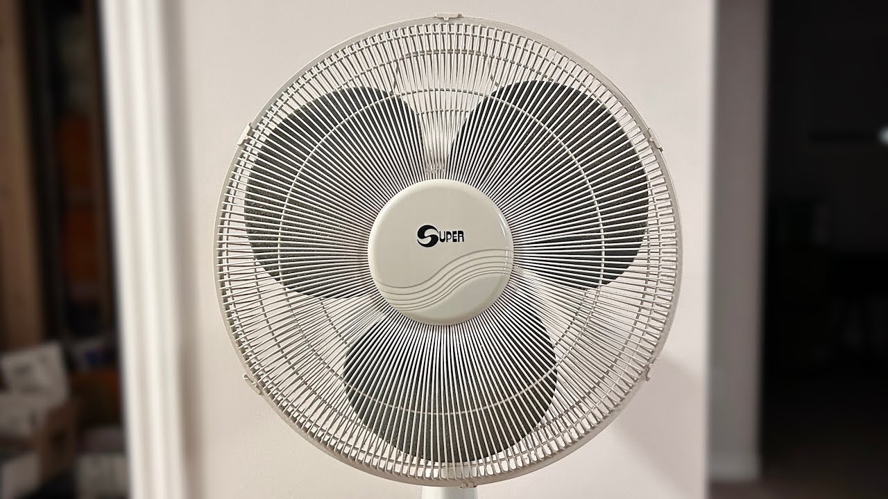 1990s Super 16” Oscillating Fan (Seized) | Before Restoration