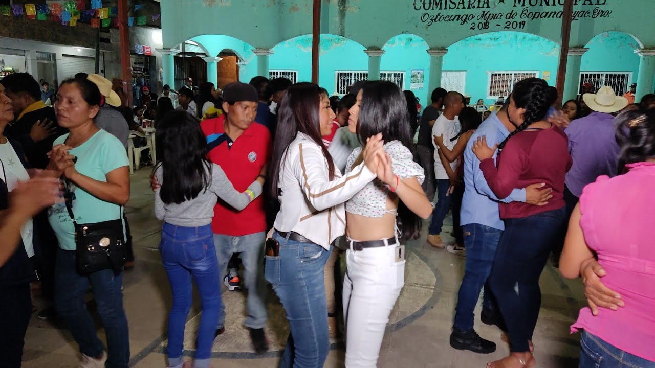 se salió de control cuando empezaron a bailar y mover las caderas🤯 oztocingo guerrero 2023🔥💥