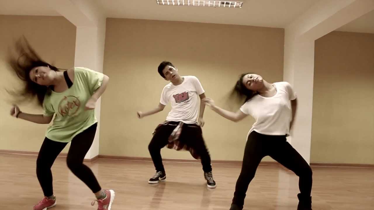 RIHANNA - DON'T STOP THE MUSIC BY DAVID MACHICADO