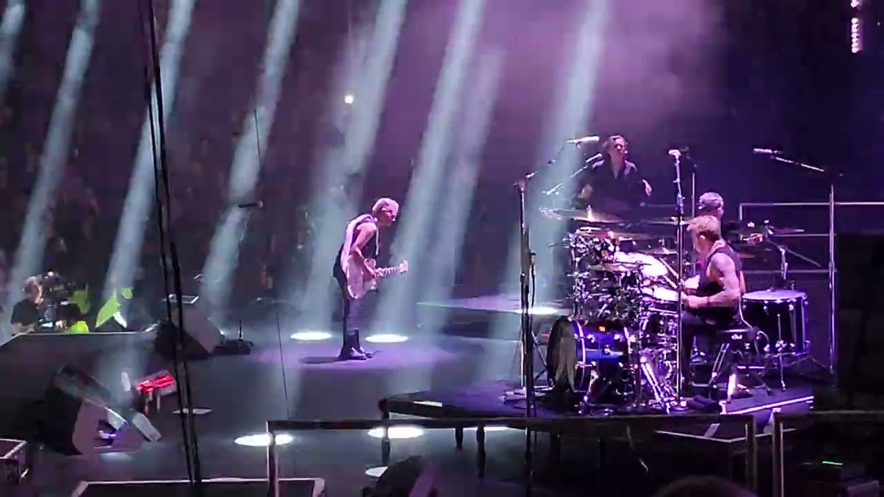 DEPECHE MODE - Never Let Me Down Again (Toronto🇨🇦 April 7, 2023)