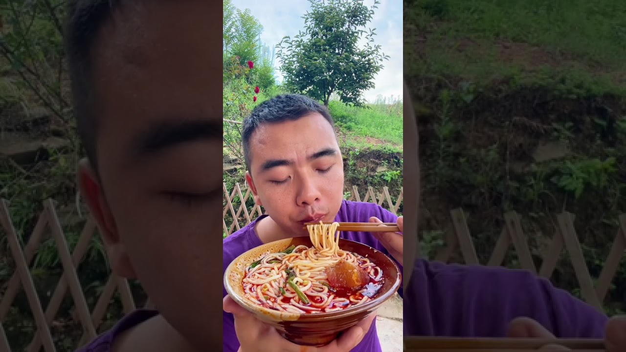 吃饭了哦 兄弟姐妹们 今天吃腊肉米粉 简简单单又是一餐#抖音美食推荐官 #抖音美食 #抖音美食创作者 @DOU+小助手