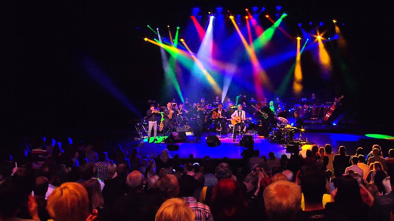 Magnifico & The Serbian Army Orchestra - Ubiću te - (live)