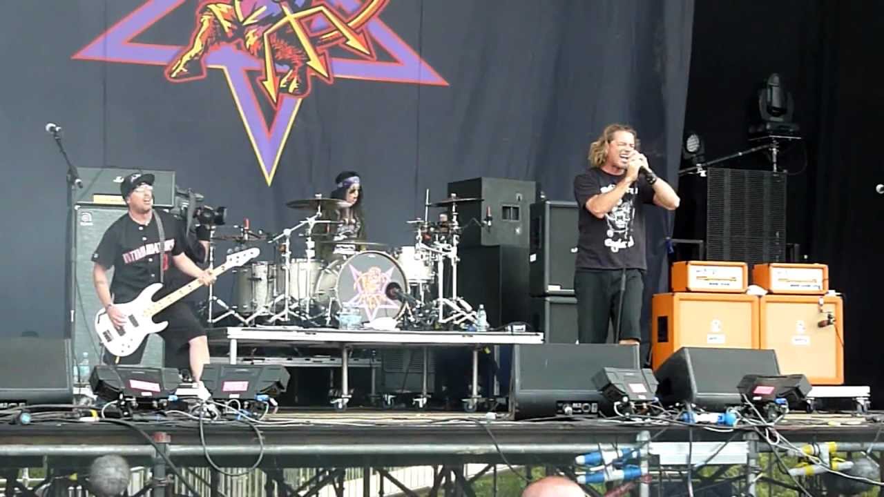 Ugly Kid Joe - Neighbor (Live - Download Festival, Donington, UK, June 2012)