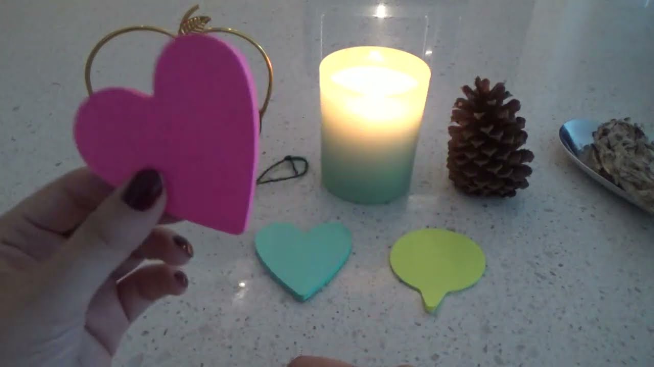 Who Has A Crush On You?!❤️‍🔥🙈😍🥵Secret Admirer!! Pick a Card Tarot Reading