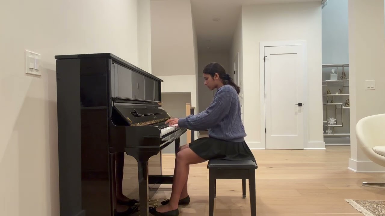 Anika Tole plays piano Fantasia in D minor, K397 by Mozart