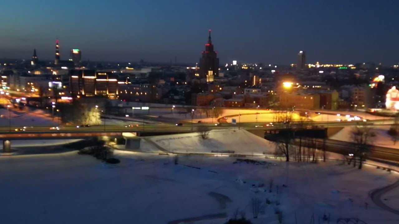 Winter flight over the frozen Daugava | Riga from above ❄️🕊️