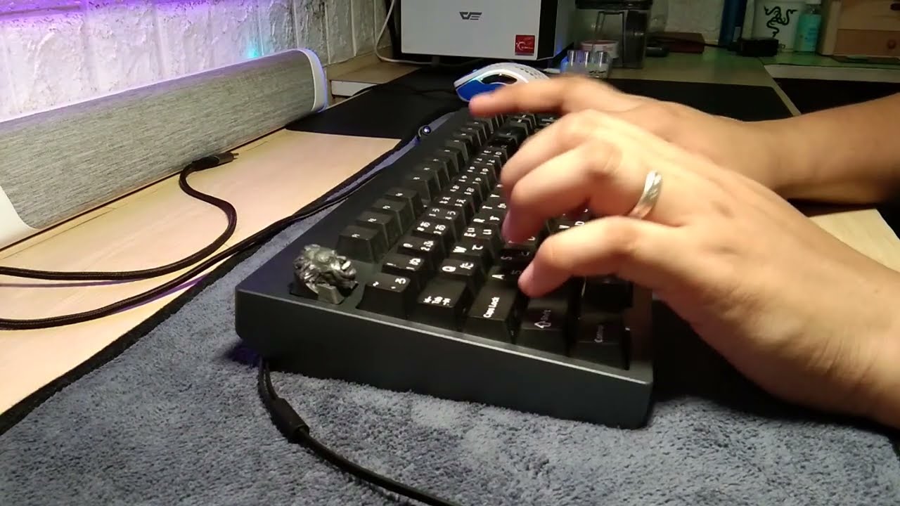 Mode Eighty (Gateron Box Ink Pink, 5-Pin Hotswap)