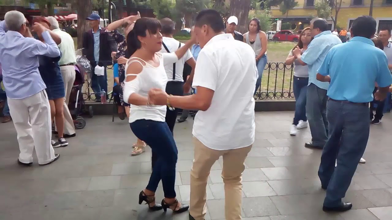 Caro y Chay, el Madrugon