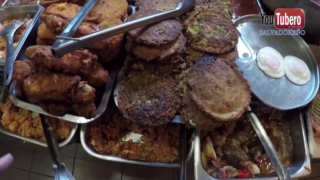 Desayuno tipico cocinado en leña  en san Rafael Cedros El Salvador  ys