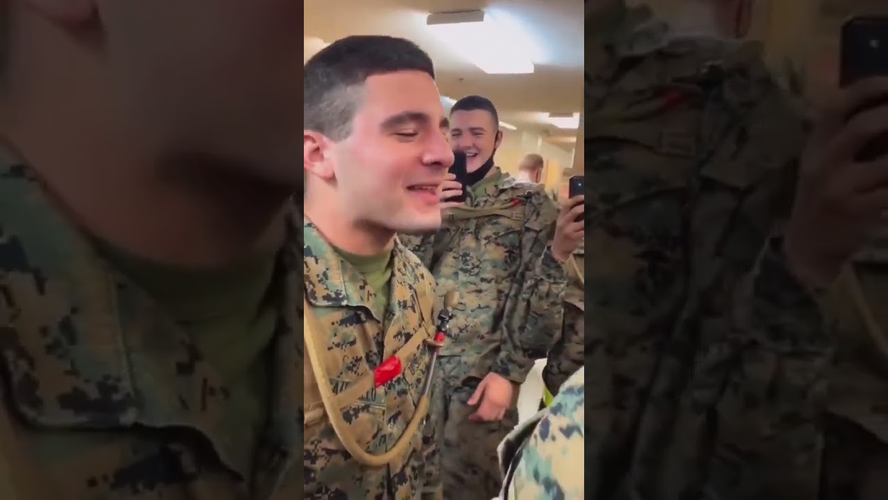 SOLDIER KISSING SOLDIER #shorts #youtubeshorts #viral #soldier #gym