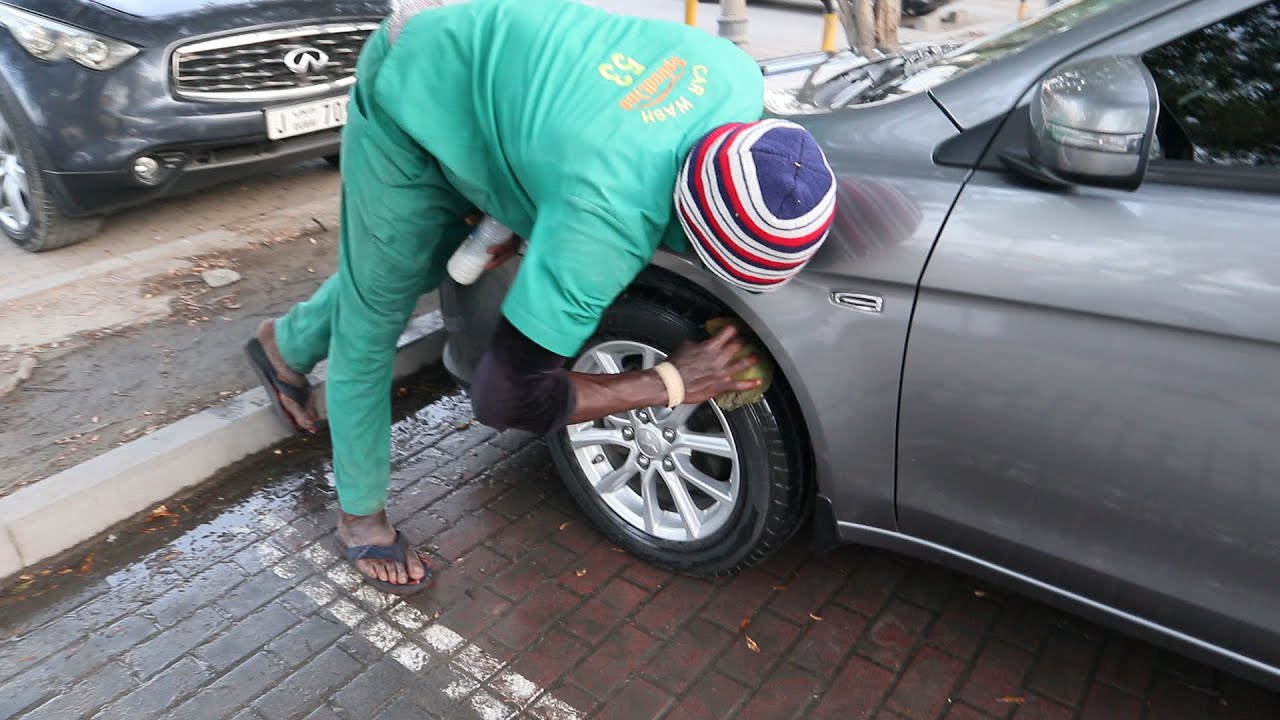 Автомойка за 5 долларов | Работа автомойщиком в Дубае, жизнь и зарплата 🇦🇪