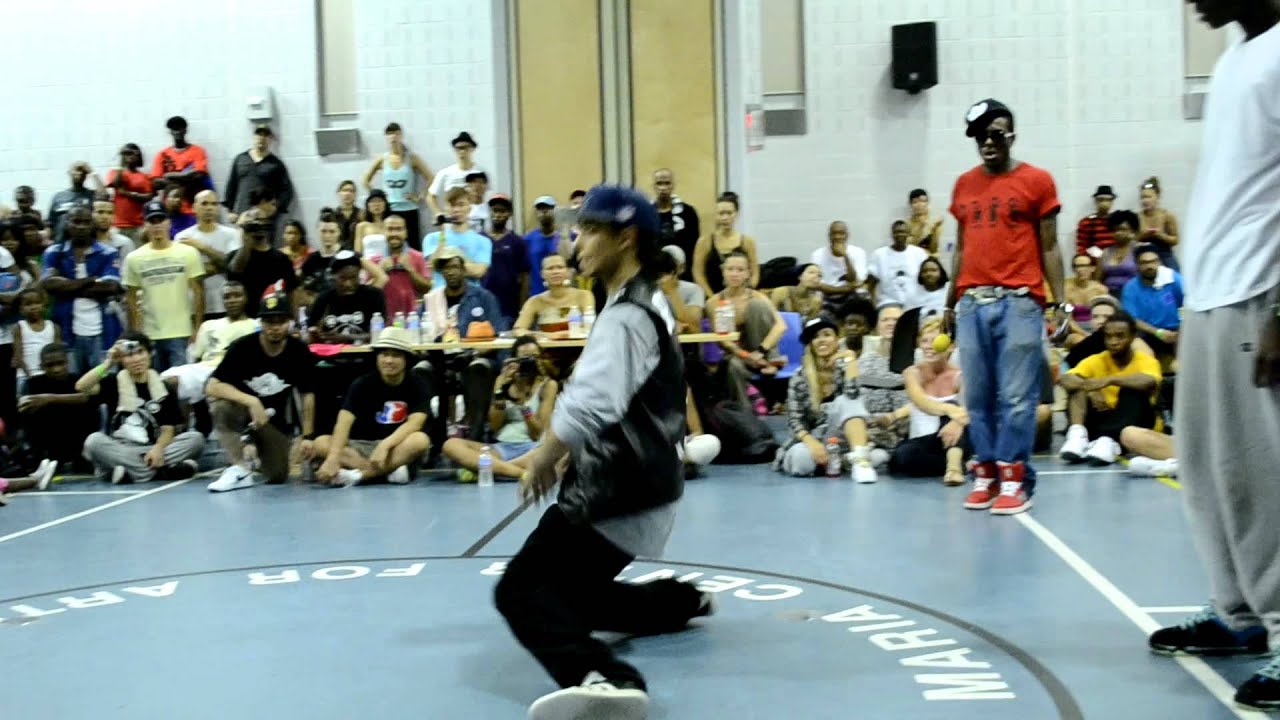 Step Ya Game Up 2011 Top 16 Popping: Greentek Vs Showtyme