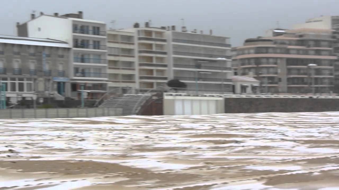 Neige! (Saint jean de monts - 18 janvier 2013)