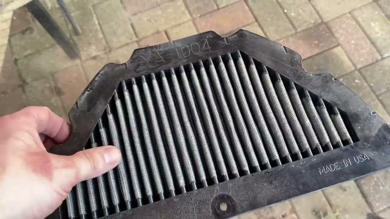 YAMAHA R1 RN12 Air Filter Replacement