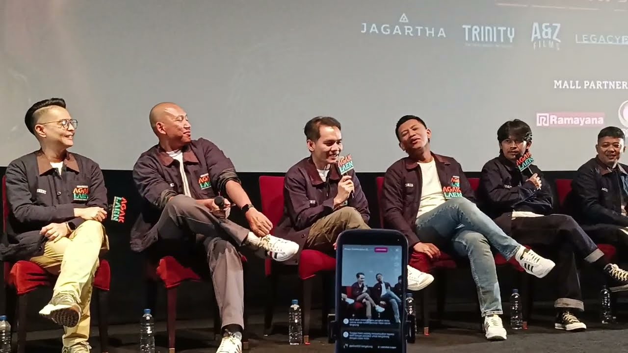 Kocaknya Kuarted Agak Laen Saling Sindir Saat Press Screening Film Agak Laen Menyala Pantiku 