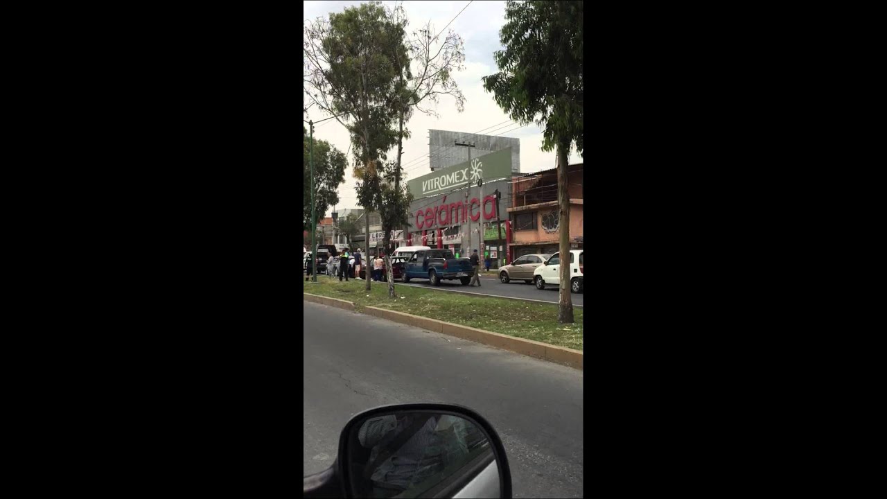 Choque en la avenida central, Ecatepec