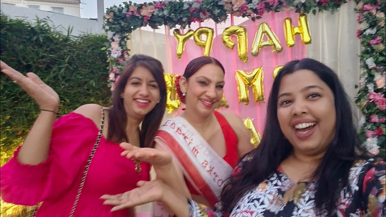 Ye hum kahan aaye hain aaj? 🤔 | Women's Day Special Vlog ❤️