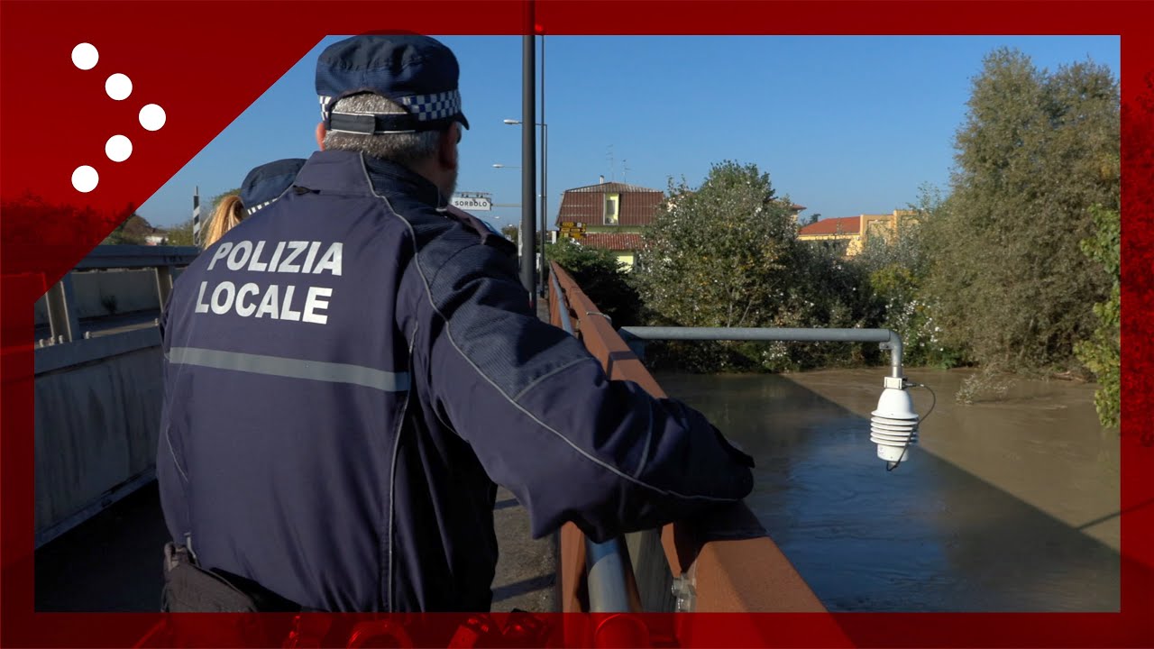 Fiume Enza, la piena verso la pianura tra Parma e Reggio Emilia: 
