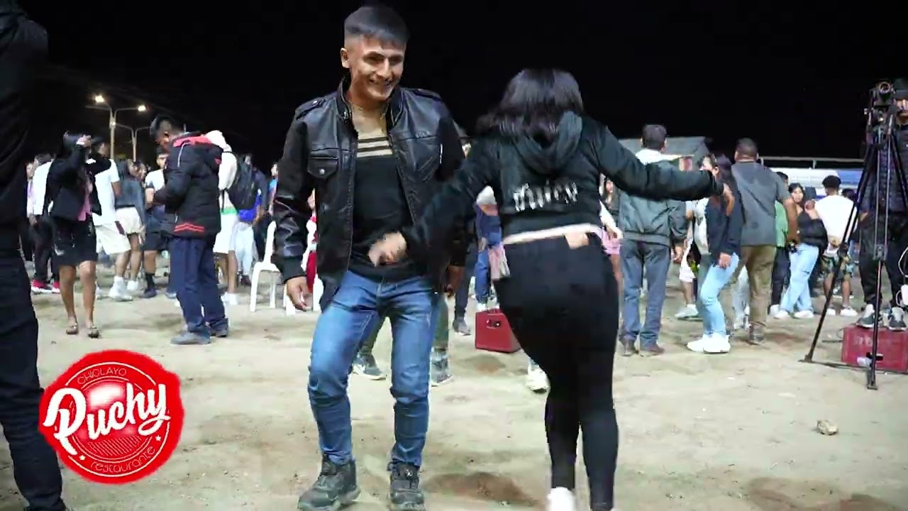 MIX LORITA - AGRUPACION PLUMA DORADA ( EN VIVO OLMOS ) LAMBAYEQUE