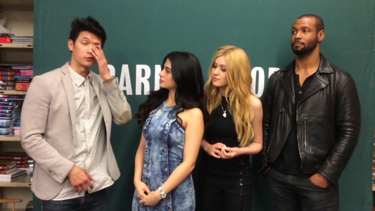 Shadowhunters Exclusive - Interview with the Cast at the Lady Midnight Launch