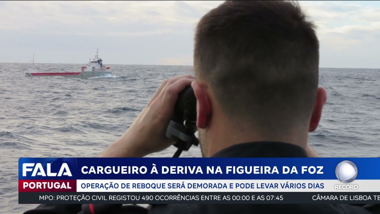Cargueiro à deriva na Figueira da Foz