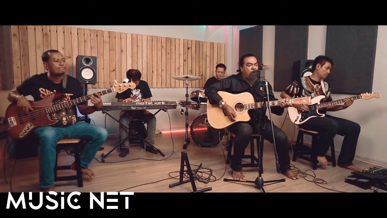 ဂျက်မြသောင်း (Jet Mya Thaung) - ကြွေတယ်အချစ်ရယ်
